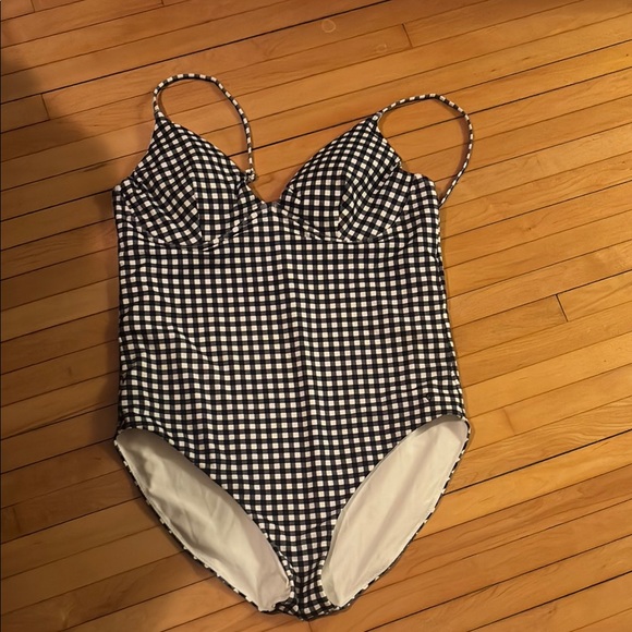 Vineyard vines Swim one piece underwire gingham size XL - Picture 2 of 6
